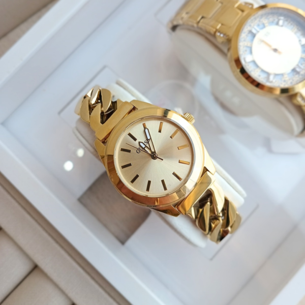 Relógio de Pulso Guess - Caixa e Pulseira de Aço