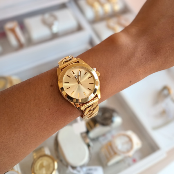 Relógio de Pulso Guess - Caixa e Pulseira de Aço - Imagem 4