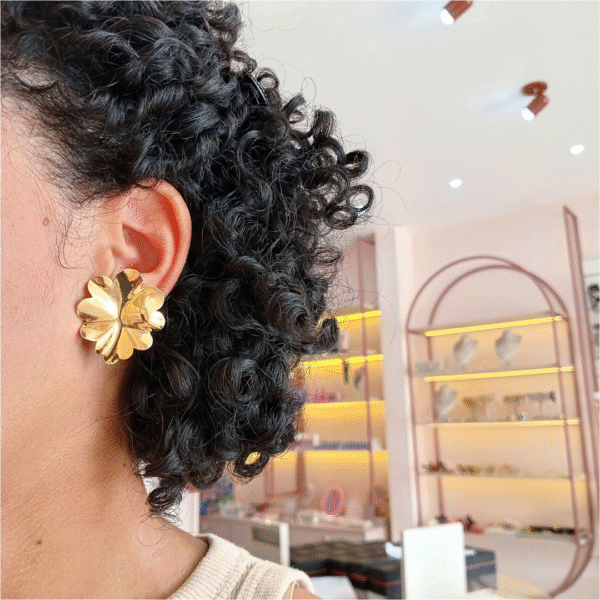 Brinco Flor Martelado