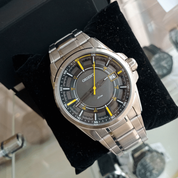Relógio de Pulso Masculino Orient Quartz Analógico CX e Pulseira Aço Inox Prata - Imagem 3