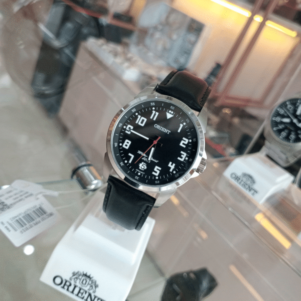 Relógio de Pulso Masculino Orient Quartz Analógico CX Aço Inox e Pulseira de Couro Sintético | Sempre Linda Boutique - Imagem 3