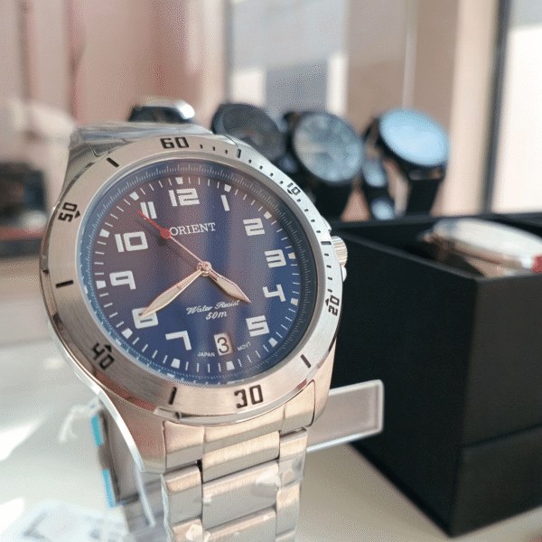 Relógio de Pulso Masculino Orient Quartz Analógico Caixa e Pulseira em Aço Inox Prata | Sempre Linda Boutique - Imagem 4