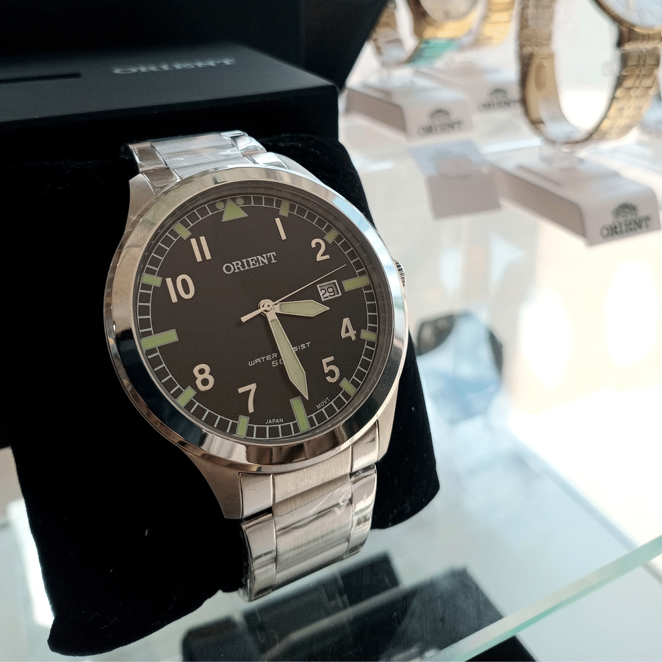 Relógio de Pulso Masculino Orient Quartz Analógico – Caixa e Pulseira em Aço Inox Prata | Sempre Linda Boutique